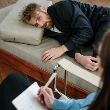 Psichiatria. Passato e presente del dolore psichico Psichiatria. Passato e presente del dolore psichico