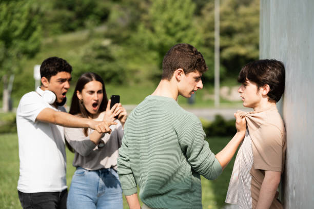 Baby gang? I nostri ragazzi arrabbiati! Baby gang? I nostri ragazzi arrabbiati!