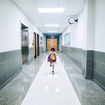 La scuola riprende. Necessità di nuove alleanze scuola-famiglia La scuola riprende. Necessità di nuove alleanze scuola-famiglia